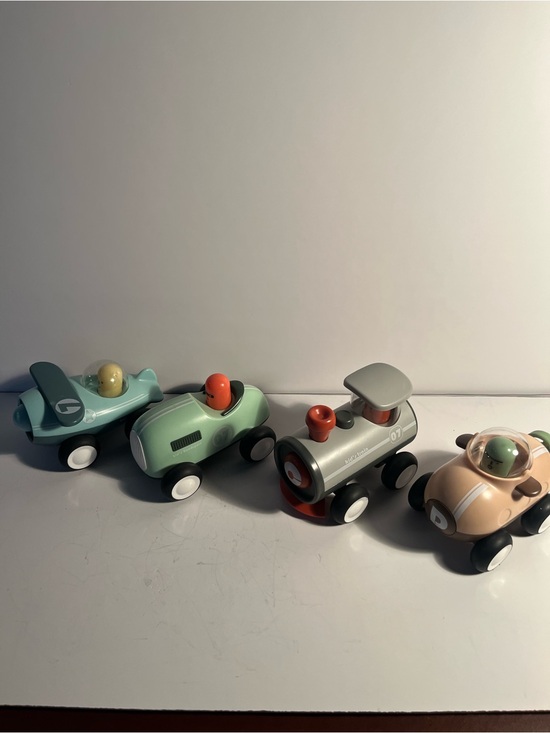 Boutique Other - Boutique plastic transportation toys 💙💙💙💙💙